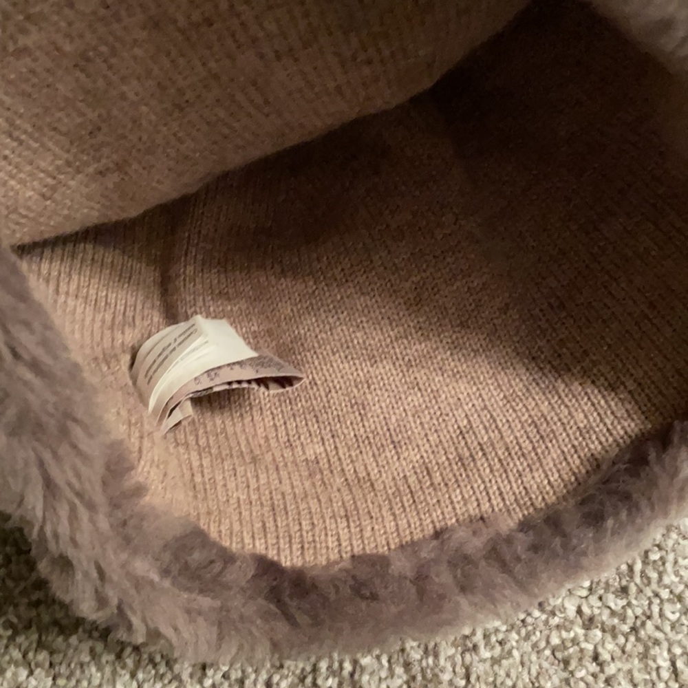 Ugg Beanie - image 2